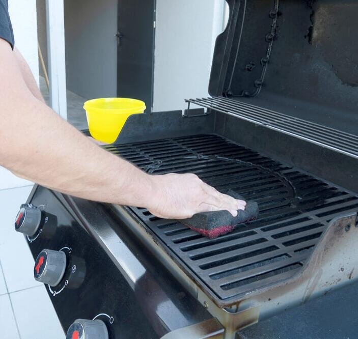 deep cleaning of oven & bbq by dubaiclean