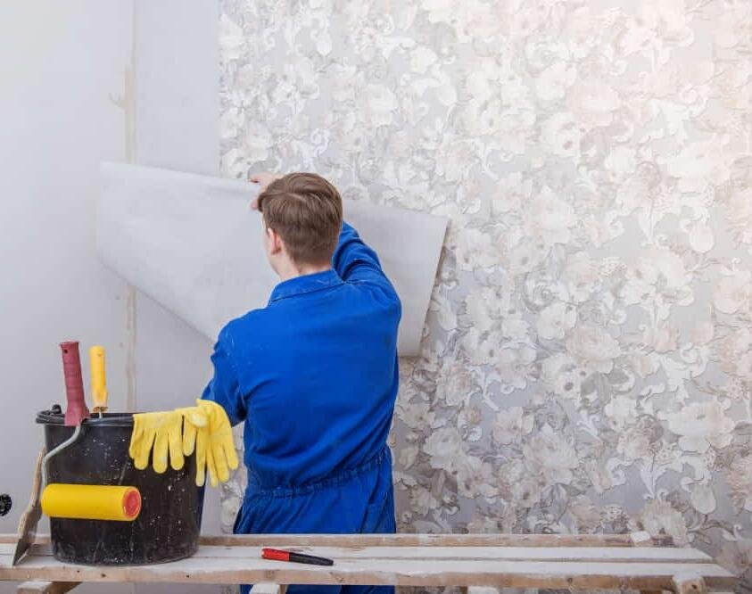 wallpaper installation and fixing services in dubai by dubaiclean.ae