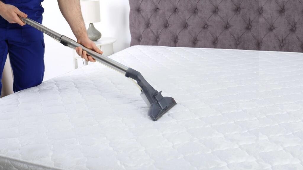 unveiling the mattress deep cleaning process in dubai