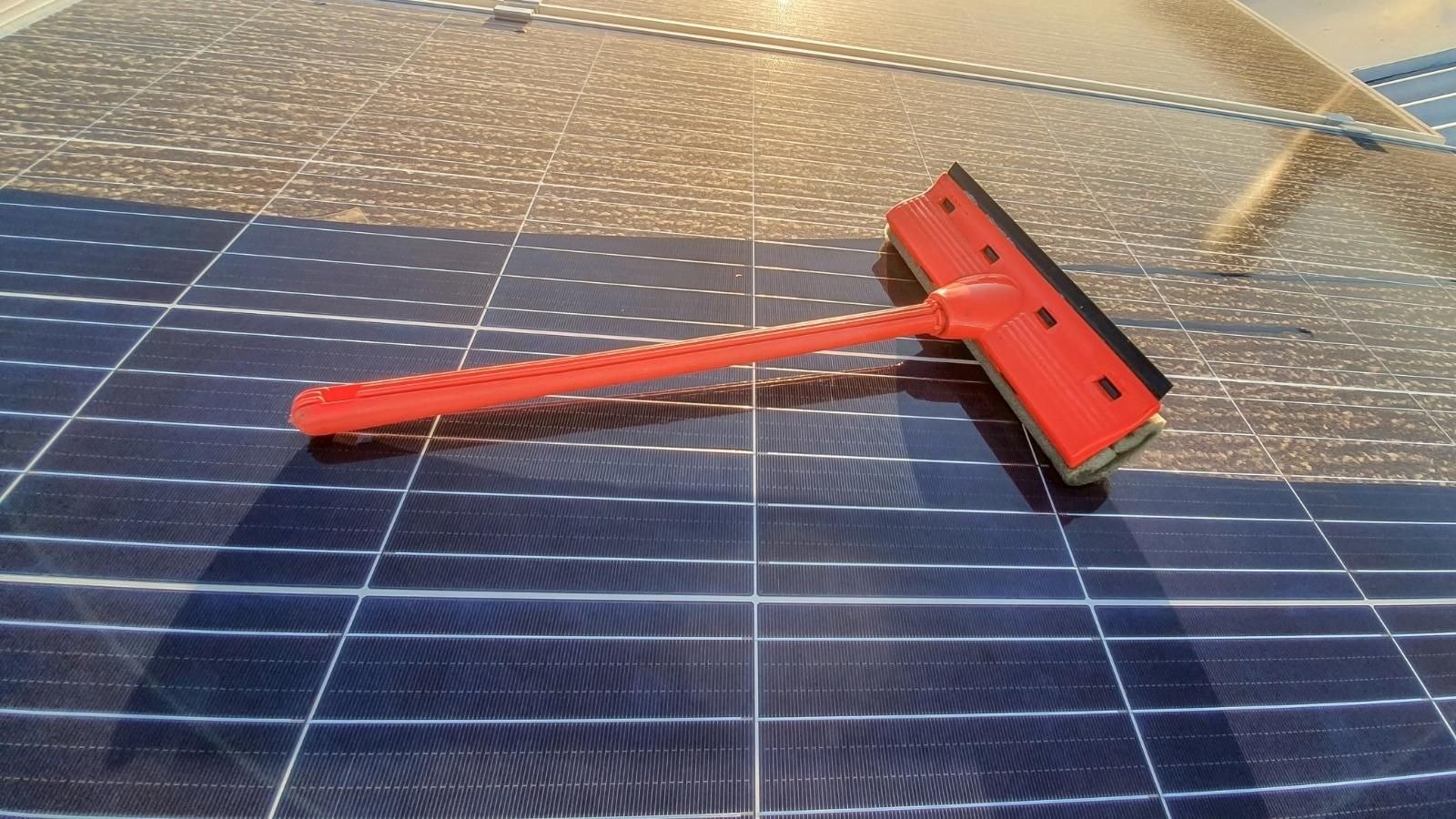 solar panel cleaning services dubai by dubaicleanae 5